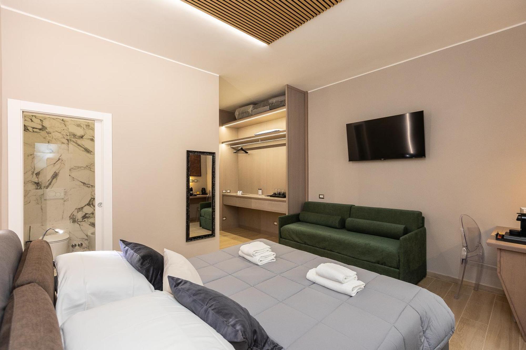 Iron Luxury * Roma